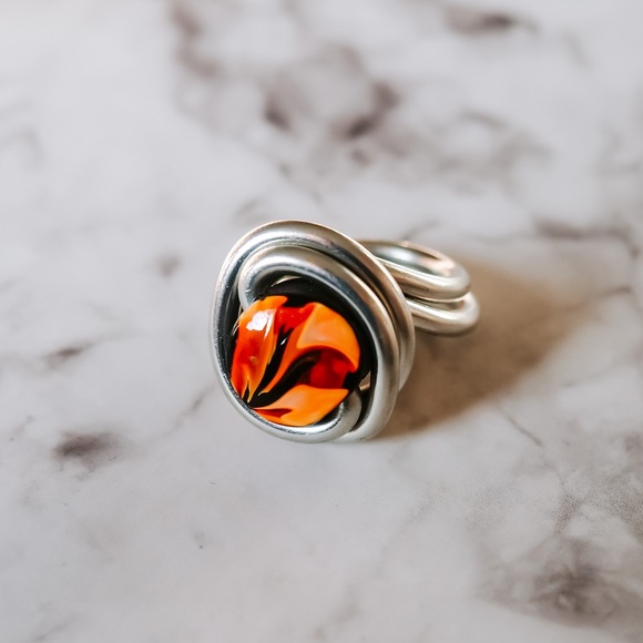 Jewelry - ❤️ SOLD ❤️ Funky Ring